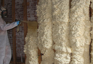 Types of Spray Foam in Cheyenne
